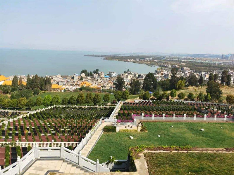 昆明风水好的墓地