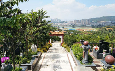 风水好的公墓好在于哪些地方呢