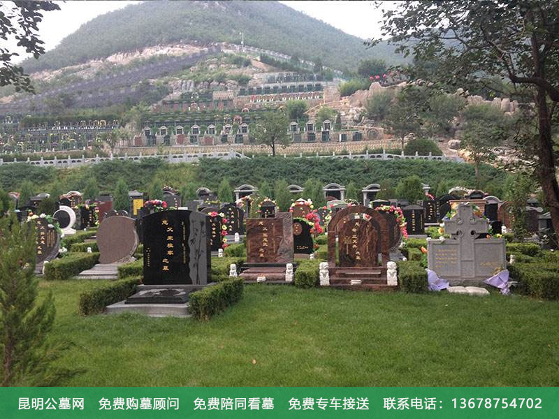 为什么外人也要戴孝布