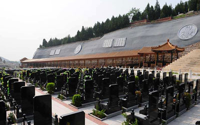 人死后墓地的选择为何要看风水,墓地的选择有哪些风水学说法吗