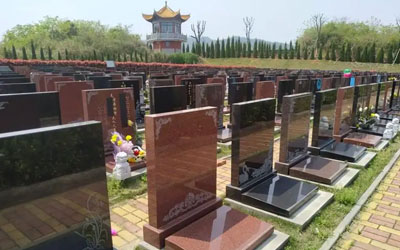 昆明经营性公墓墓穴价格如何确定,对经营性墓地价格有什么规定