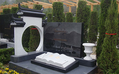 昆明公墓哪里有异型墓碑和定制墓碑