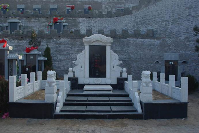 家族墓的排列形式