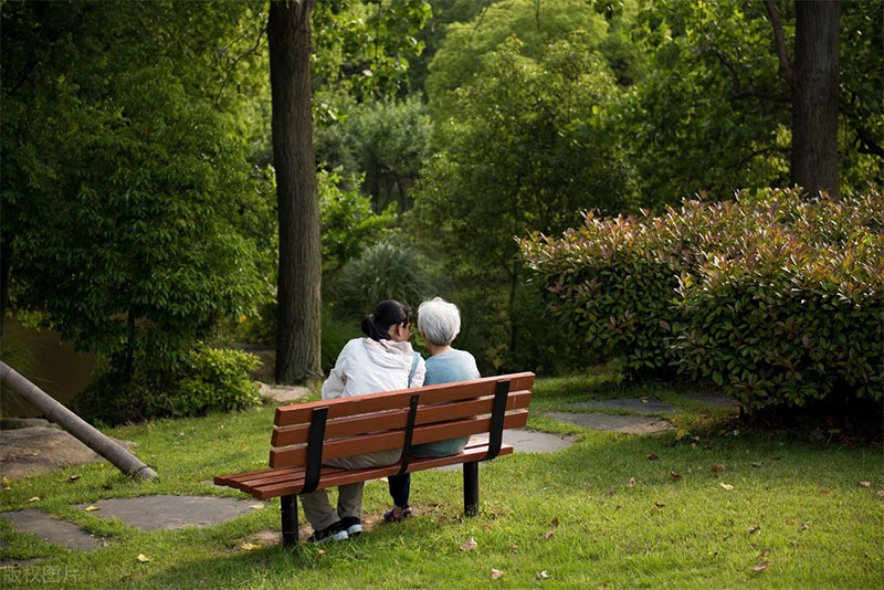 老年人丧偶后该如何调整心态