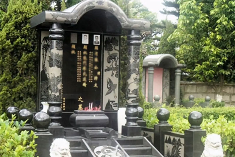 墓碑碑文应该怎么写