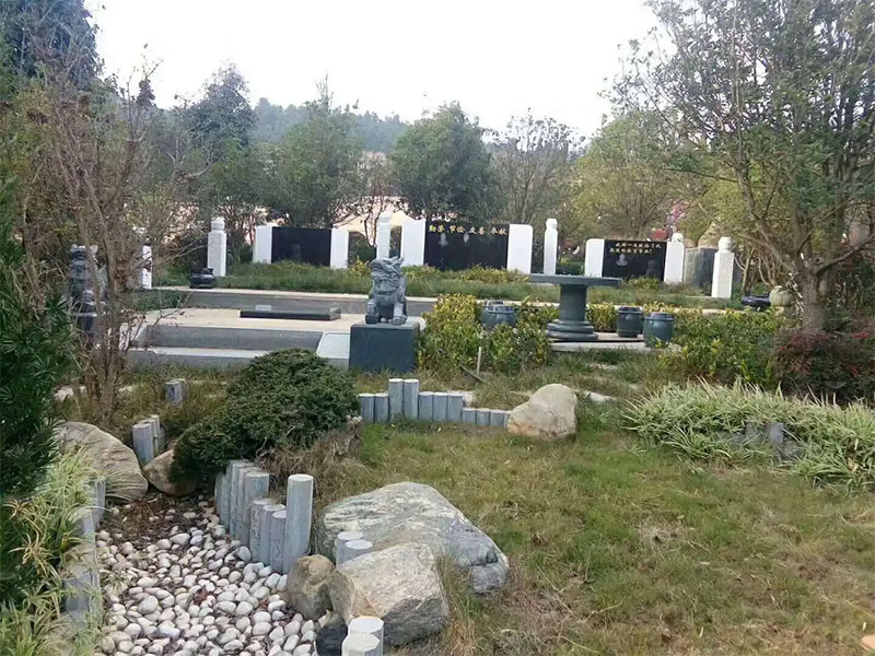 老人墓地到期不续费该如何处置