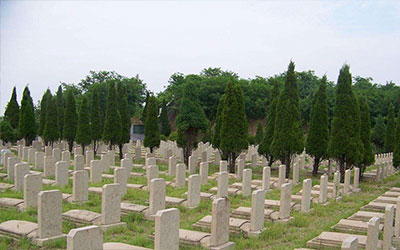 阴宅风水中八大富贵墓地风水朝向