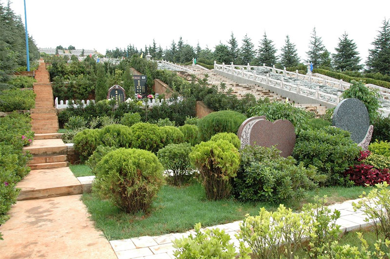 昆明墓地可以用多久