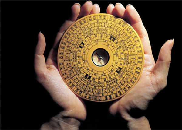 住宅与十字路口的墓地风水学知识