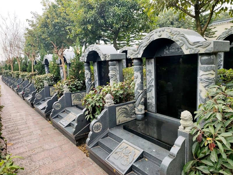 给老人提前选墓地好吗
