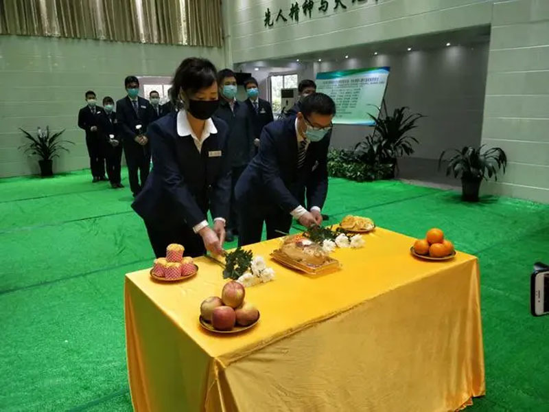 丧葬服务机构和殡仪馆的区别