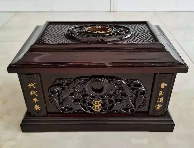 骨灰盒尺寸是多少？骨灰盒的尺寸为什么要带八，有什么讲究？