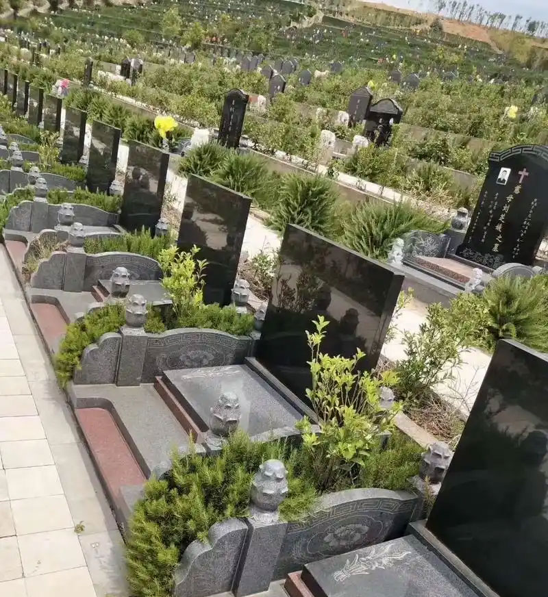 昆明陵园墓地的使用年限是多久？到期后如何续费和续期？