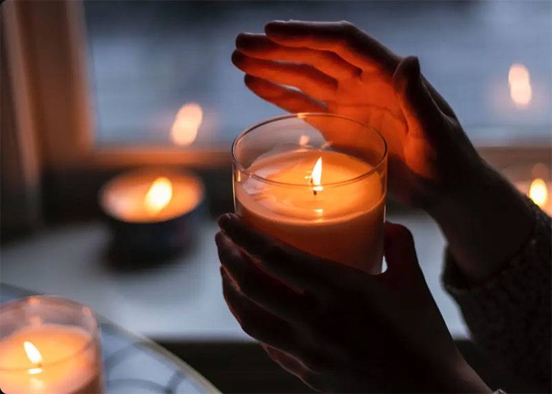 人死前脸上起白霜什么原因？人死前脸上起白霜的3大原因