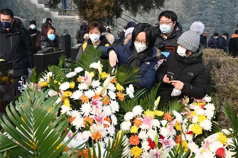 简单给您介绍常见的安葬习俗