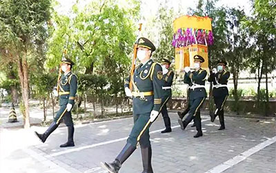 庄严的安葬仪式更好的送别逝者，让亲属们更安心