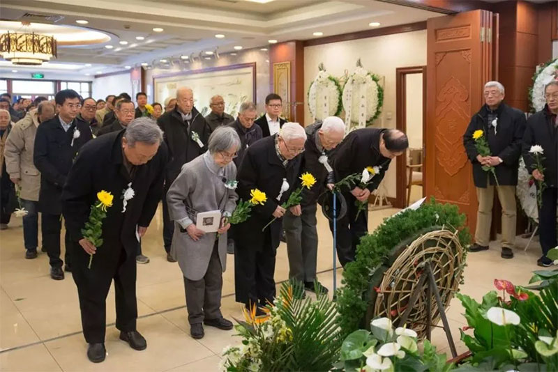 追思告别会一般在哪里举行？昆明有葬礼策划服务吗？