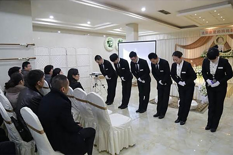 昆明殡葬一条龙是否提供墓地维护和清洁的服务