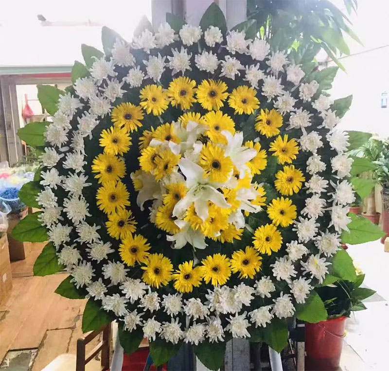 昆明丧葬服务机构是否提供遗体处理和火化服务