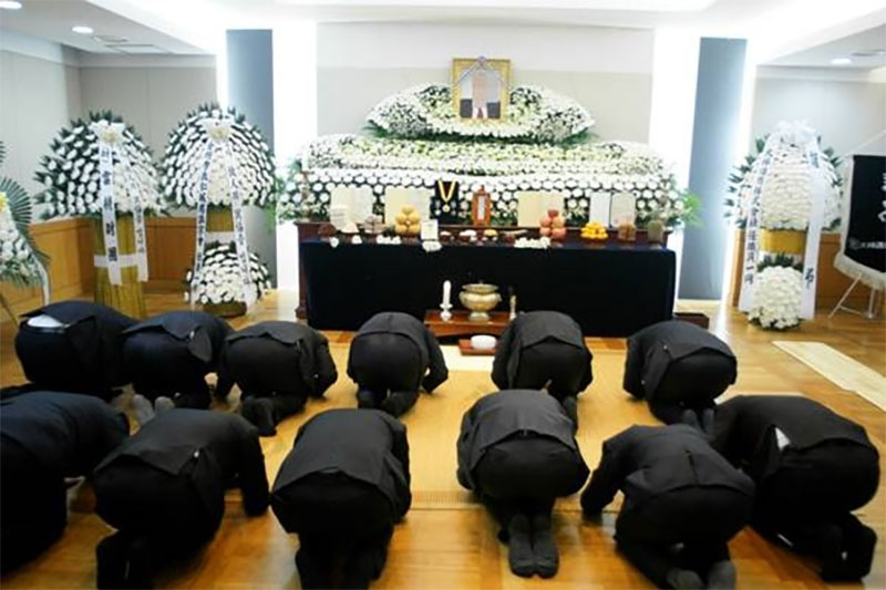 选择昆明殡葬一条龙服务的注意事项和建议