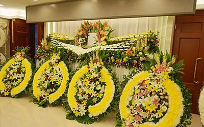 白事服务一条龙是否提供后续的悼念活动组织和协助？