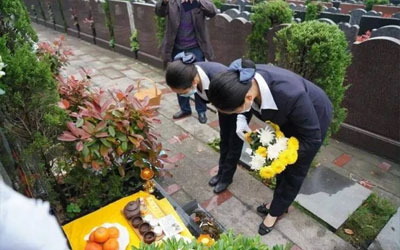 殡仪服务中骨灰安葬方式