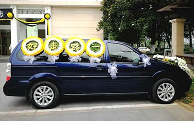 昆明灵车接运遗体具体怎么收费？