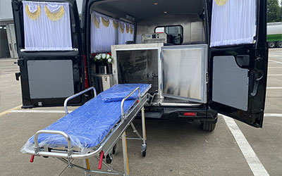 昆明殡仪服务中心-灵车预约指南：电话、时间与注意事项