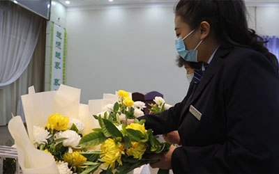 关爱逝者关心生者是做好殡葬服务的基本要求