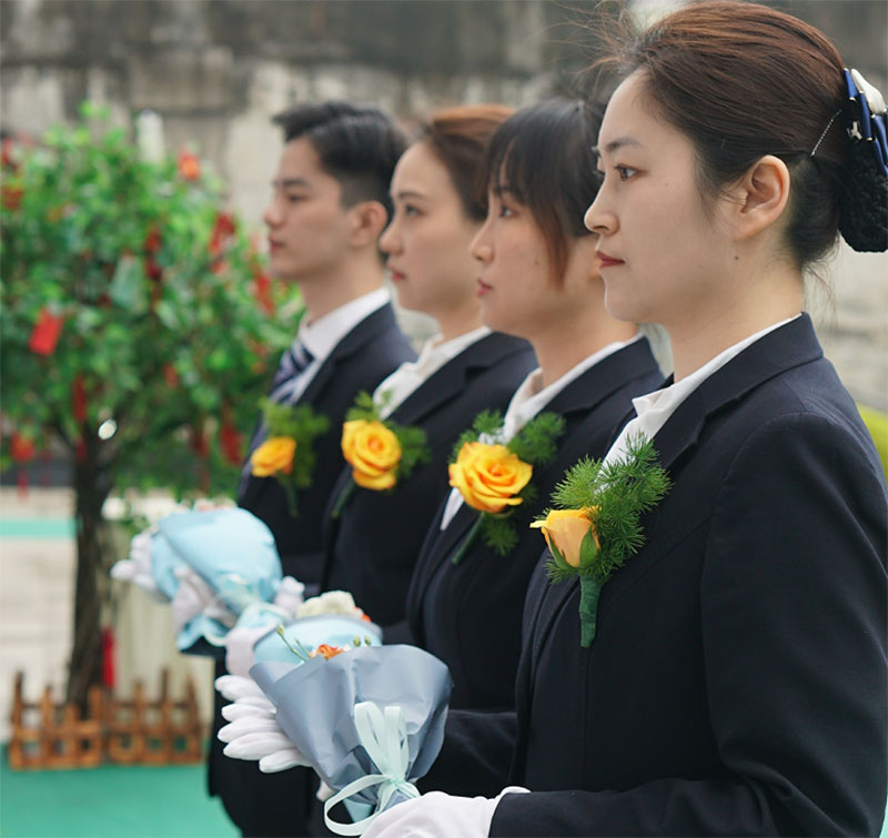 承载关爱，温暖送别：昆明殡葬平台为市民创造难忘的告别仪式