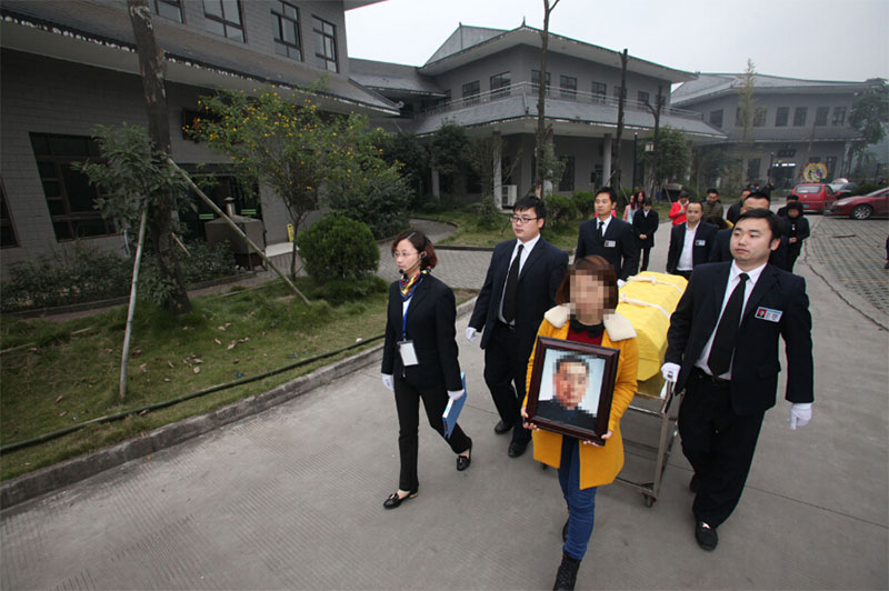 专业规范，仪式庄重：探秘昆明殡葬服务公司的专业仪式安排