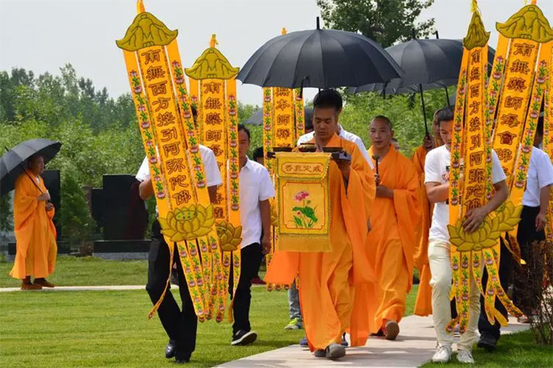 白事服务一条龙的优势：减轻家庭在困难时期的负担