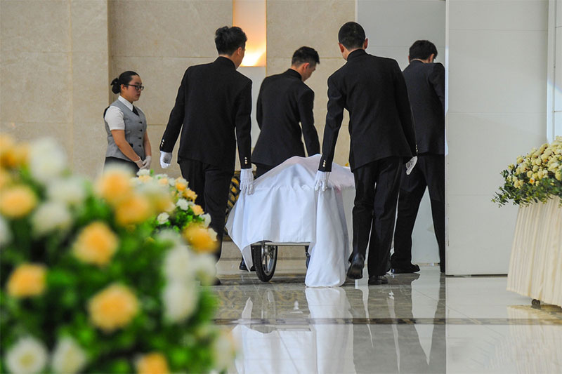 赋予逝者尊严，给予生者慰藉：昆明殡葬服务的核心价值与目标