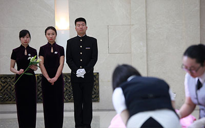 留下美好回忆，送别心爱的人：昆明殡葬服务的关爱之道