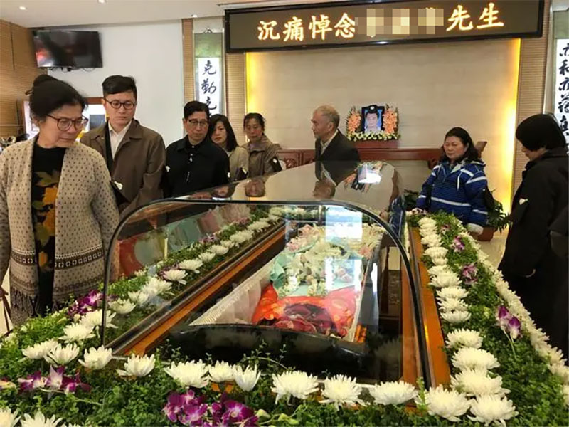 完善的殡仪一条龙服务：为逝者送上最后的敬意