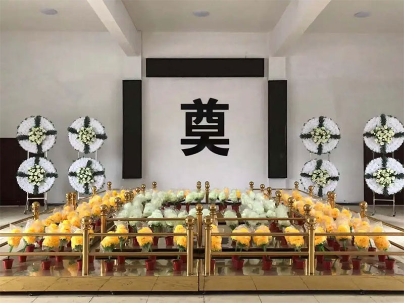 安心服务，感恩赠别：昆明殡葬一条龙服务为市民创造美好告别记忆