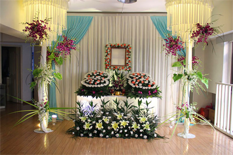 昆明殡葬服务,殡葬用品,骨灰盒寿衣花圈