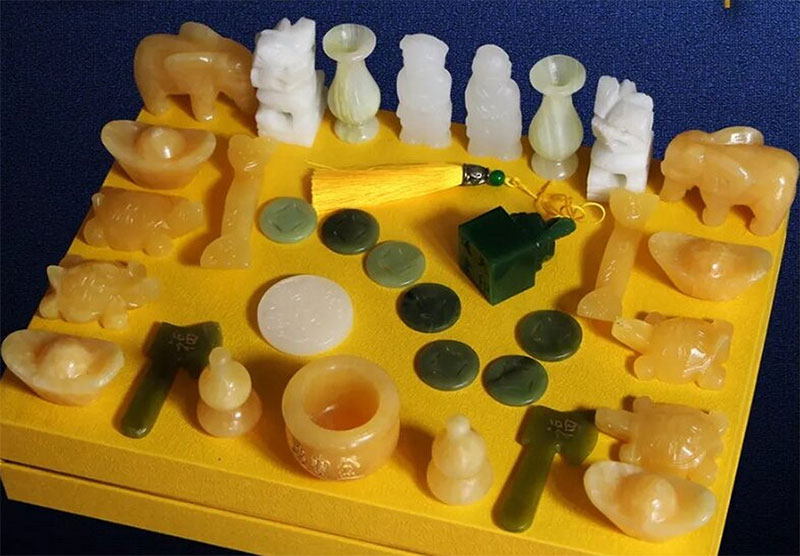 下葬时都需要准备哪些东西