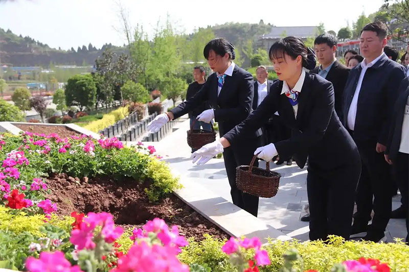 亲人离世后，如何妥善处理后事