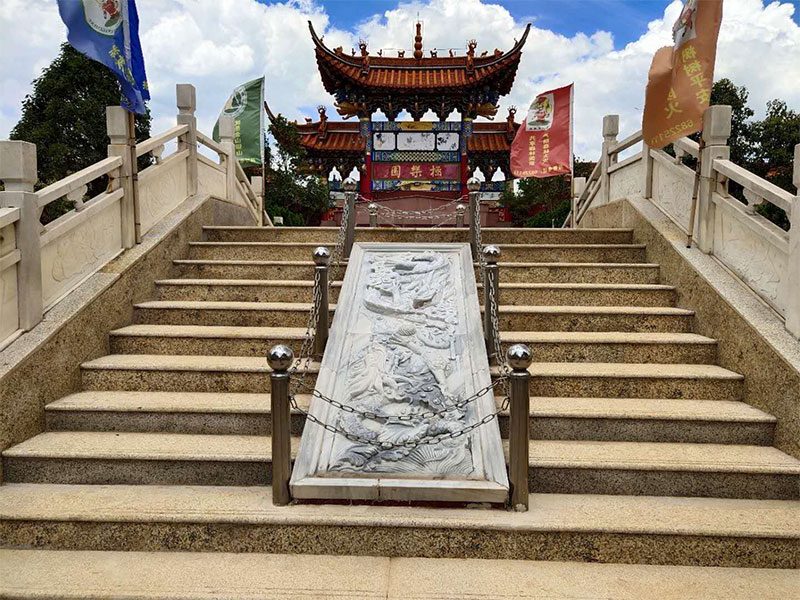 昆明观音山公墓