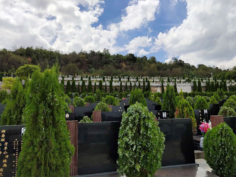 昆明观音山公墓